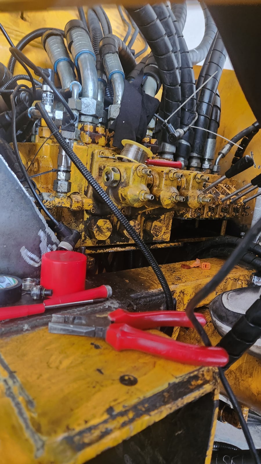  Mobil Vinç Elektrik Bakım Servisi 01 | Tel: 0(537) 923 00 89 | AYES Hidrolik Makina