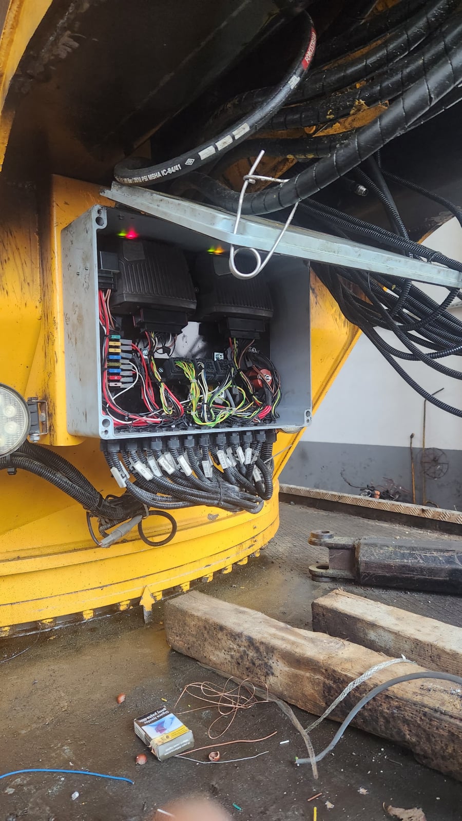  Mobil Vinç Elektrik Bakım Servisi 01 | Tel: 0(537) 923 00 89 | AYES Hidrolik Makina