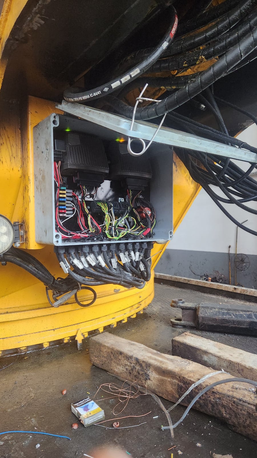  Mobil Vinç Elektrik Bakım Servisi 01 | Tel: 0(537) 923 00 89 | AYES Hidrolik Makina