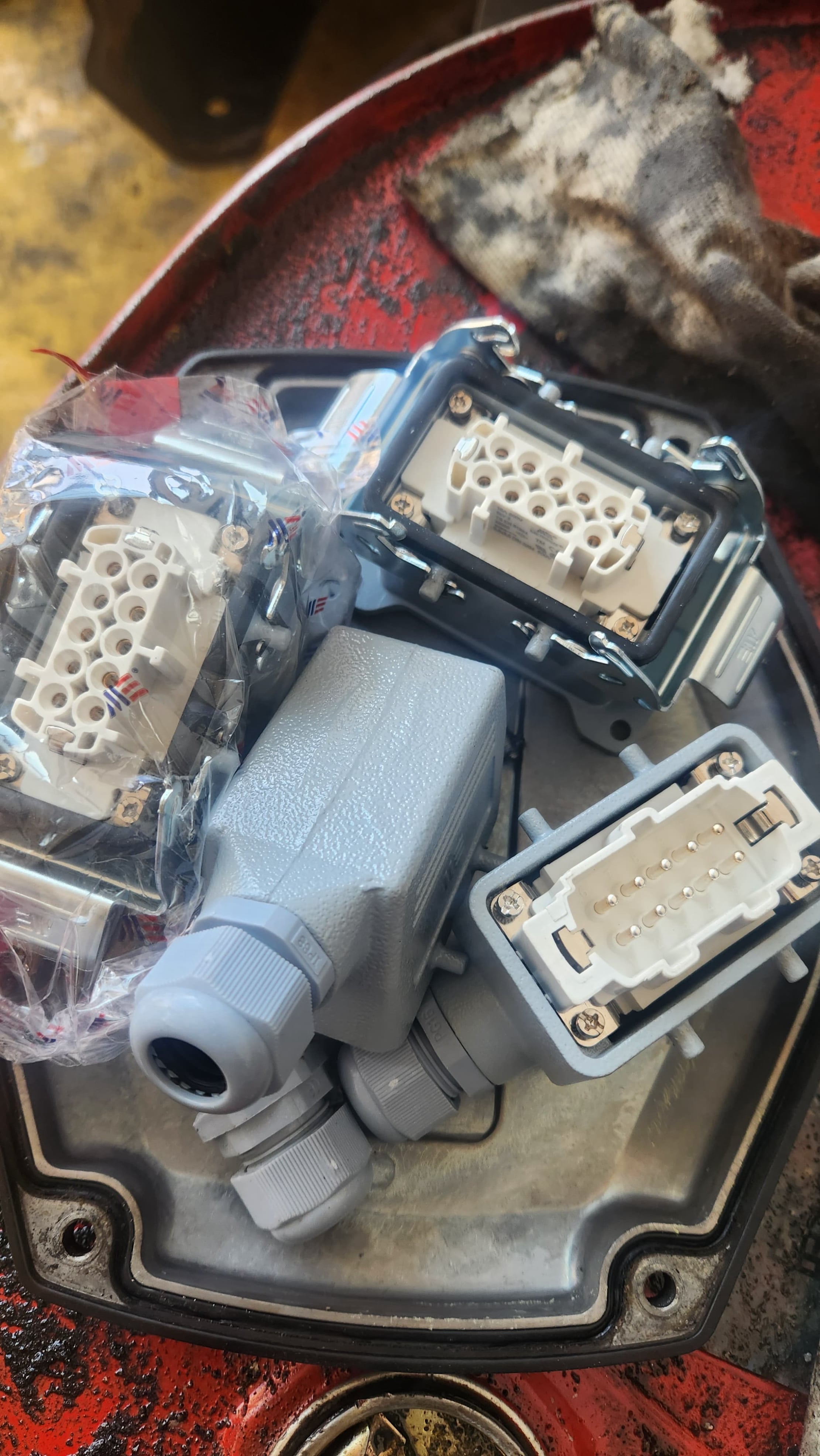 Mobil Vinç Elektronik Bakımı | Periyodik ve Arıza Önleyici Servis | Tel: 0(537) 923 00 89 | AYES Hidrolik Makina