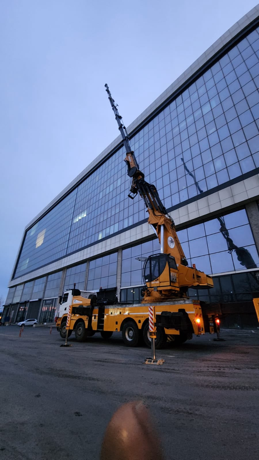 Merkezde Mobil Vinç Tamir Onarım Bakım Servisi 05 | AYES Hidrolik