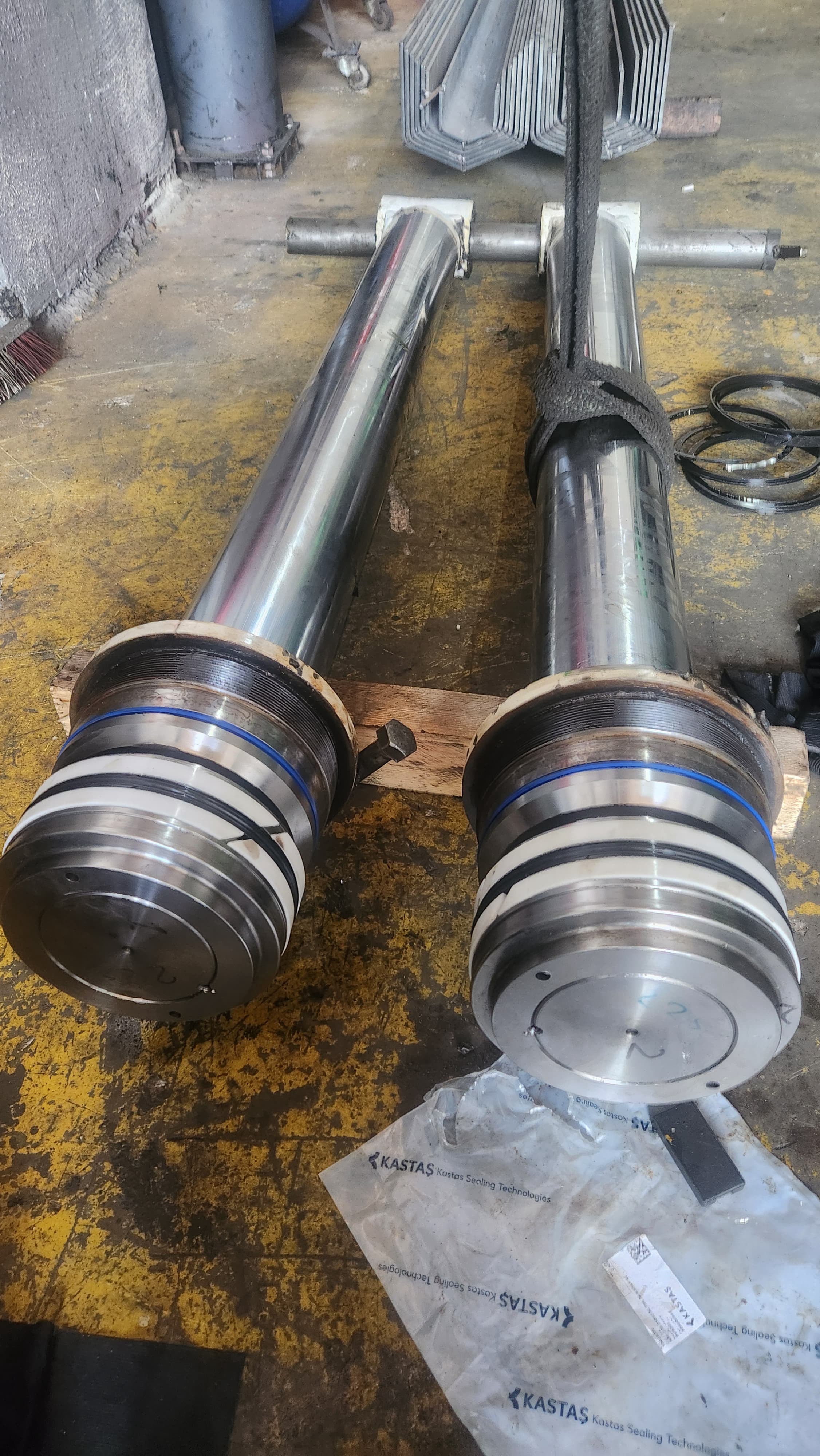 Mobil Vinç Piston Bakım Servisi | Tel: 0(537) 923 00 89 | AYES Hidrolik Makina