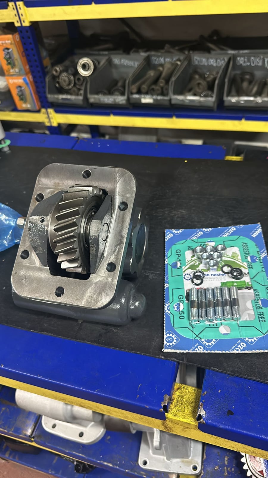 Mobil Vinç Yedek Parça İmalatı Üretimi 01 | AYES Hidrolik