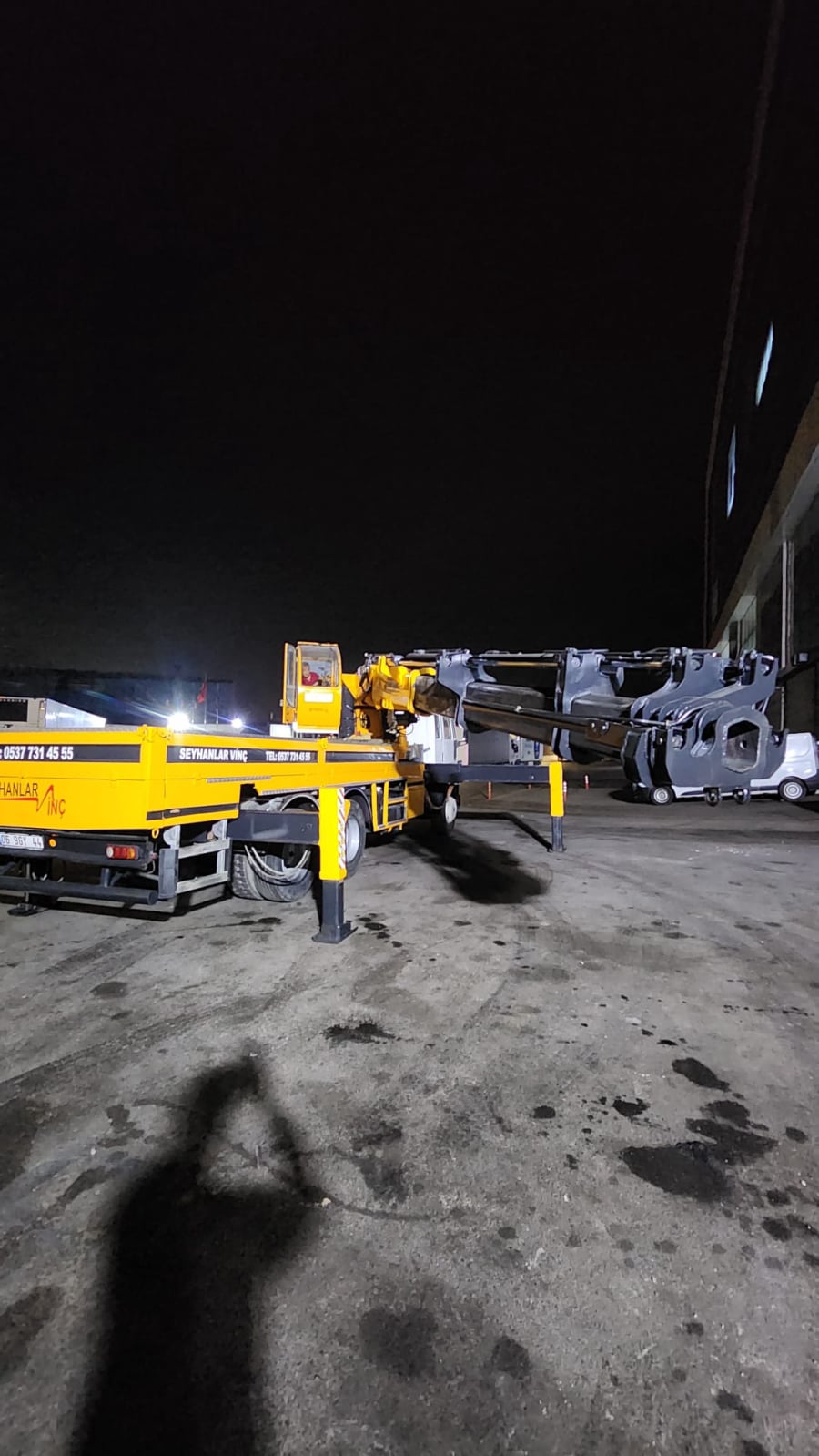 Yerinde Mobil Vinç Tamir Onarım Bakım Servisi 02 | AYES Hidrolik